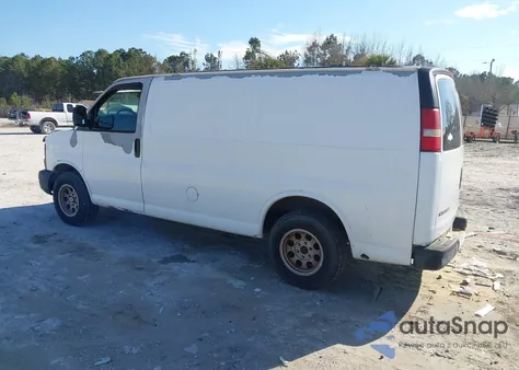 2008 Chevrolet Express Work Van из США, поврежденный, VIN 1GCFG15X281108398